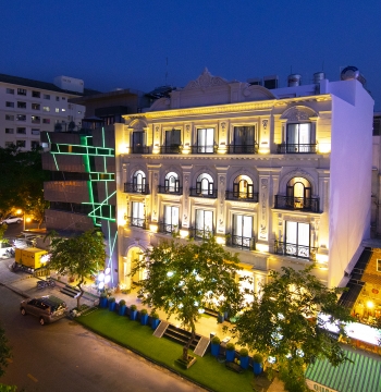 SABINA HOTEL 2 